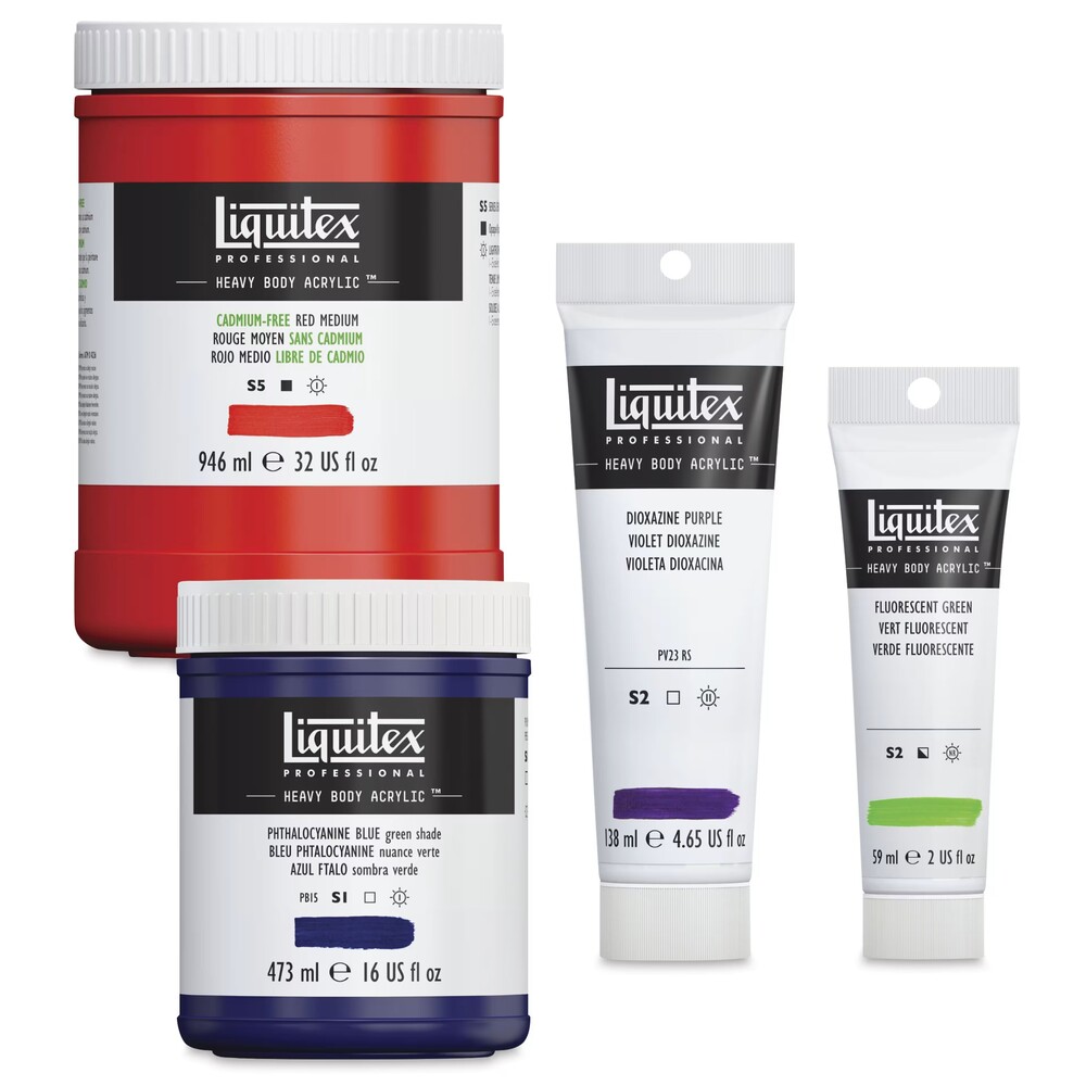 Liquitex akryylimaalipakkauksia